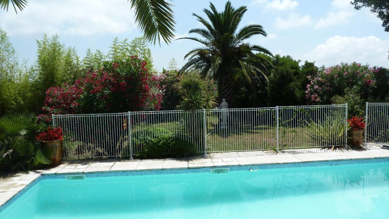 Bed and Breakfast Les Cigalous Restinclieres Exterior foto