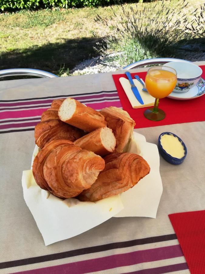 Bed and Breakfast Les Cigalous Restinclieres Exterior foto